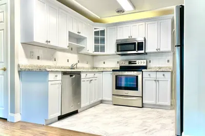 62 Carey Ave #7 1