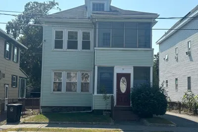 51 Essex St ##2