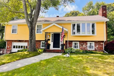 12 Brook Drive 1