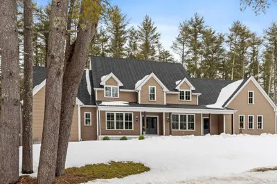 373 East Riding Drive 1