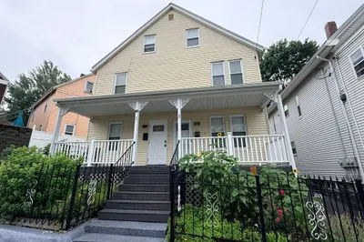 1 Brookvale Street #1 1