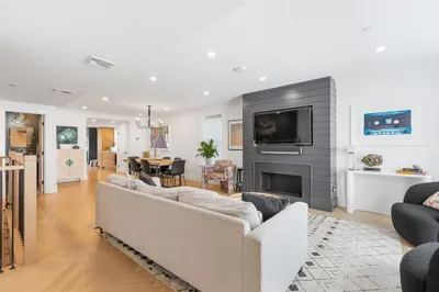 69 Montgomery St #1