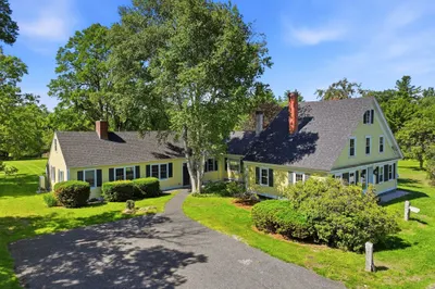 102 Hubbard Hill Road 1
