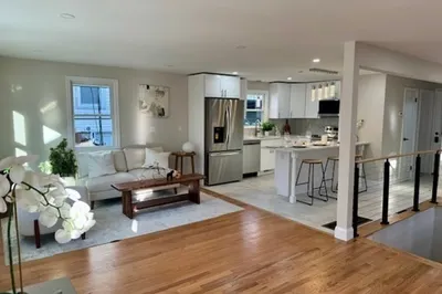 9-13 Sutherland Rd #1 1