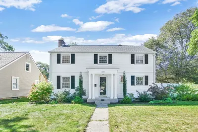 138 Abbott St