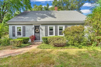 156 Mechanic St 1