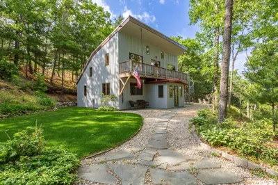 185 Black Cat Road 1