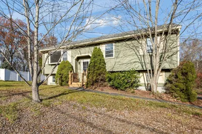 24 Reilly Ave