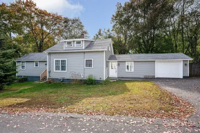 16 Standish Road