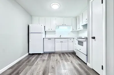6 Old Colony Ln #2