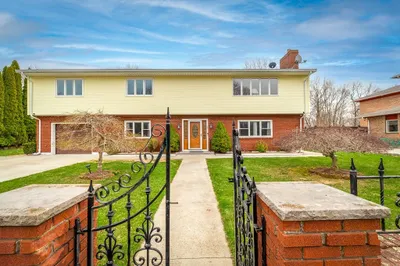 35 Reservoir Rd