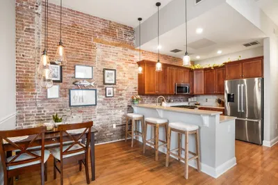 68 Baldwin Street #1