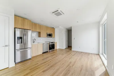1035 Commonwealth Ave #609 1