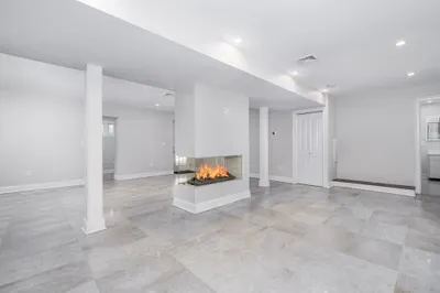 31 Oak St #1 1