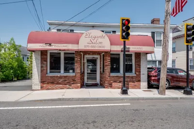 23 Lowell St 1