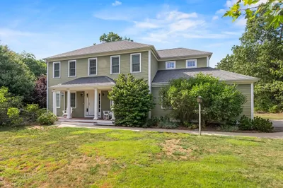 6 Priscilla Rd
