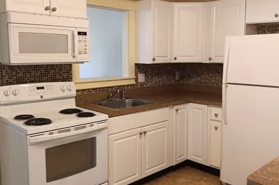 104 1/2 S Main St #C