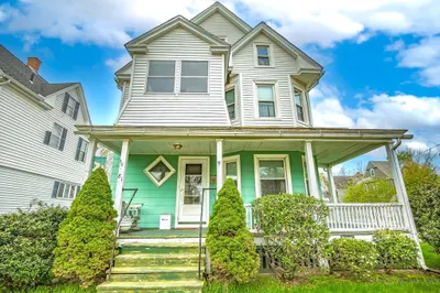 81 Grand St