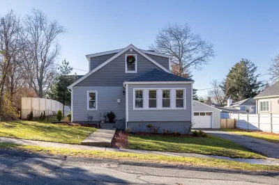 28 Hayes Ave 1