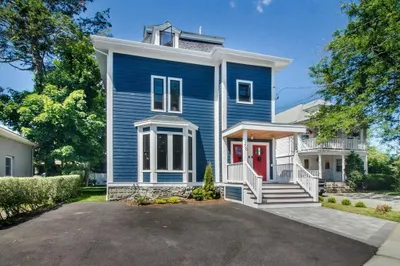 200-202 Crafts St #1