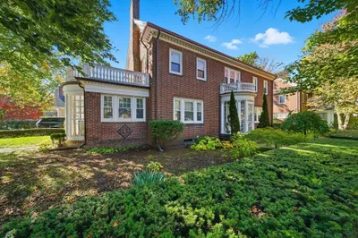 6 Elba St 1