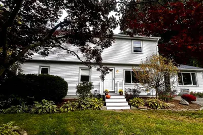 26 Hawthorne Rd 1