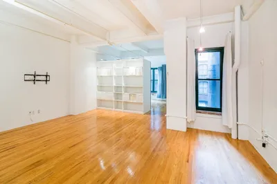 42 Chauncy St #5D 1