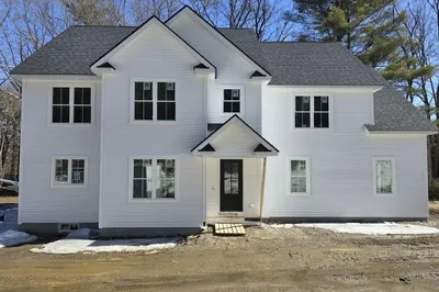 200 River St 1