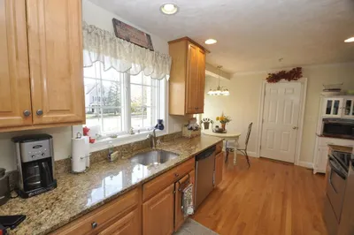 4 Otis St #2