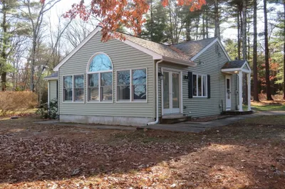 103 King Philip Rd