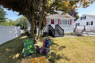 89 Bunker Hill Ave #1 1