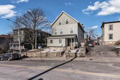 83 Prospect St #1