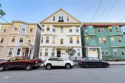 32 Fisher Ave #2 1