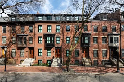 211 W Springfield Street 1