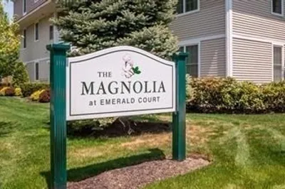 1102 Emerald Court #1102