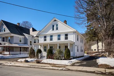 30 Main St