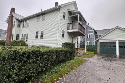 65 Lexington St #1