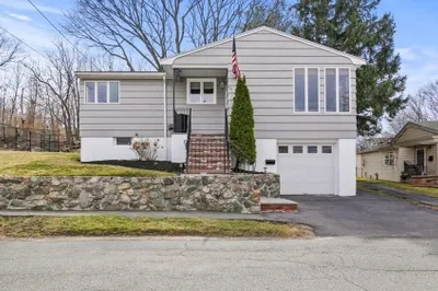 97 Commonwealth Road 1