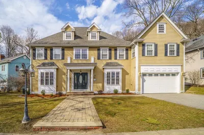 455 Waban Ave