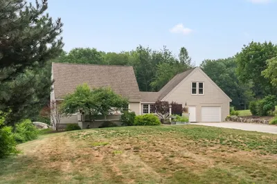 292 Warren Rd 1