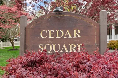 23 Cedar Sq #23 1