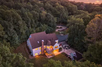2 Highview Circle 1