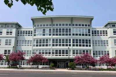 10 Ocean Avenue #206