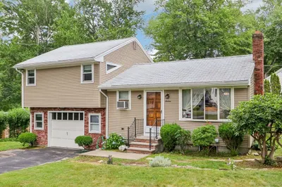 16 Indian Run Rd