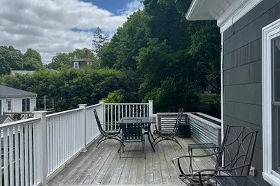 15 Chestnut St #2