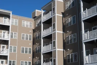 8 Walnut Street #420 1