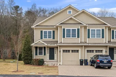 11 Grey Oaks Circle #11 1