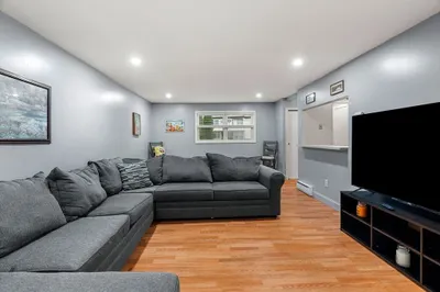 20 Mason Ct #20