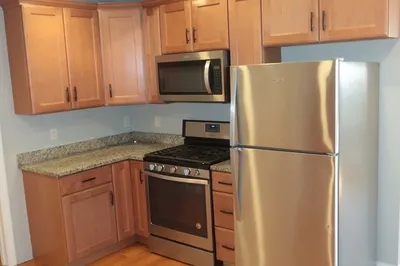45 Glenwood St #1