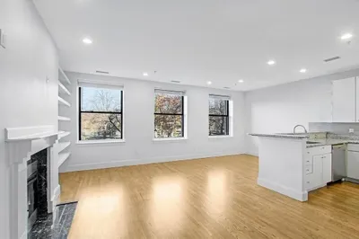 140 Boylston St #3